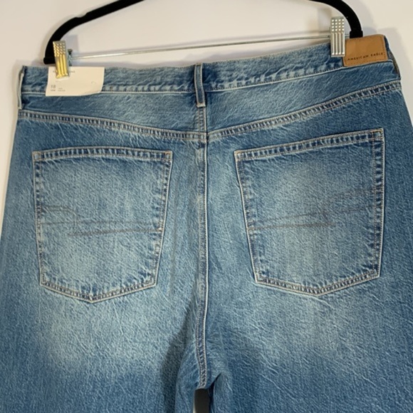American Eagle Blue Distressed 90’s Boyfriend Jeans Long High Rise NWT - Picture 9 of 13